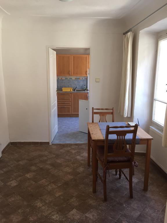 Apartment Apartments At The Golden Plough Prag